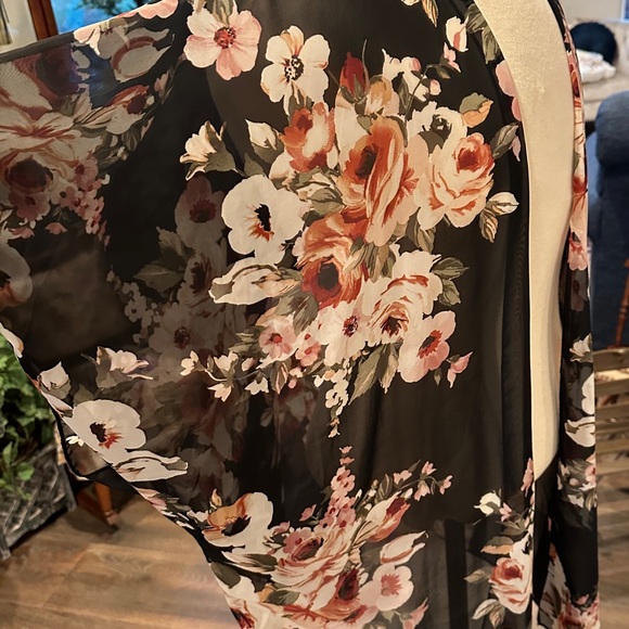 Floral Kimono Cardigan L/XL - Picture 4 of 4
